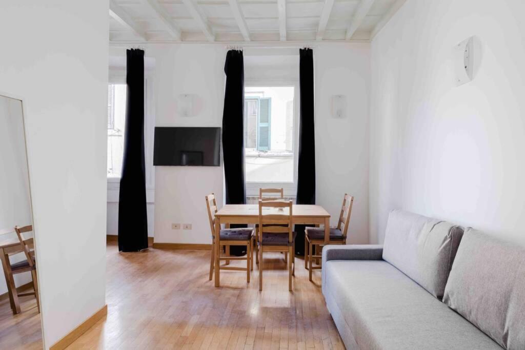 Elegant Trilussa Apartment Rome Exterior photo